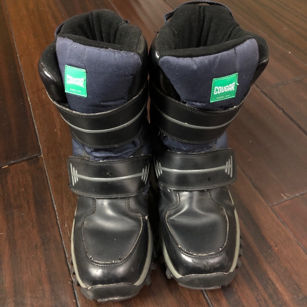 Cougar winter boots boys size 5M